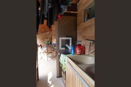 Casa à venda com 300m², 4 quartos e 2 vagas Casa à venda com 300m², 4 quartos e 2 vagasÁrea de Serviço