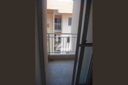 Varanda  de apartamento para alugar com 2 quartos, 46m² em Quintas do Picuaia, Salvador