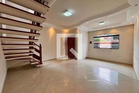 Casa à venda com 265m², 3 quartos e 6 vagas