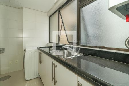 Apartamento à venda com 190m², 2 quartos e 2 vagas Apartamento à venda com 190m², 2 quartos e 2 vagasÁrea de Serviço