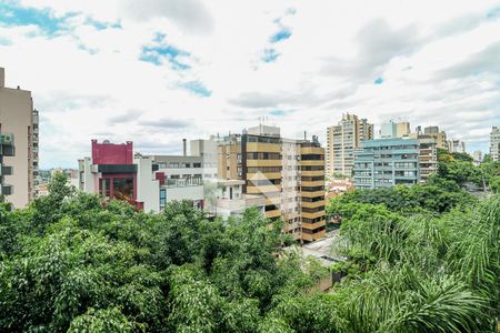 Apartamento à venda com 190m², 2 quartos e 2 vagas Apartamento à venda com 190m², 2 quartos e 2 vagasvista