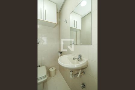 Apartamento à venda com 190m², 2 quartos e 2 vagas Apartamento à venda com 190m², 2 quartos e 2 vagasLavabo