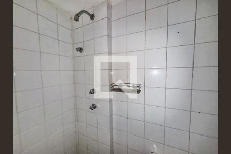Casa de condomínio à venda com 215m², 3 quartos e 2 vagas Casa de condomínio à venda com 215m², 3 quartos e 2 vagasBanheiro de Serviço