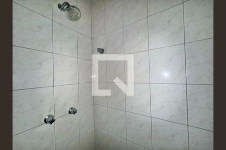 Casa de condomínio à venda com 215m², 3 quartos e 2 vagas Casa de condomínio à venda com 215m², 3 quartos e 2 vagasBanheiro da Suíte