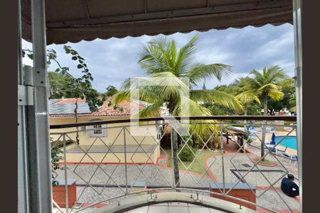 Casa de condomínio à venda com 215m², 3 quartos e 2 vagas Casa de condomínio à venda com 215m², 3 quartos e 2 vagasSuíte 2 - Varanda