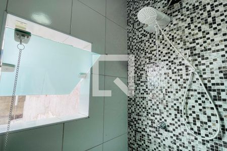 Casa à venda com 165m², 4 quartos e 2 vagas Casa à venda com 165m², 4 quartos e 2 vagasBanheiro 1