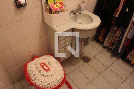 Casa à venda com 232m², 4 quartos e 2 vagasBanheiro da Suíte 1