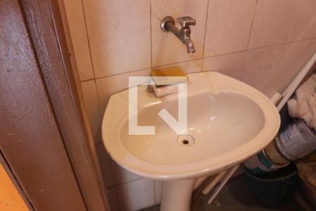 Casa à venda com 232m², 4 quartos e 2 vagasBanheiro 2