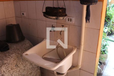 Casa à venda com 232m², 4 quartos e 2 vagasÁrea de Serviço