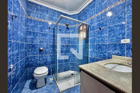 Casa à venda com 248m², 4 quartos e 2 vagas Casa à venda com 248m², 4 quartos e 2 vagasBanheiro Social