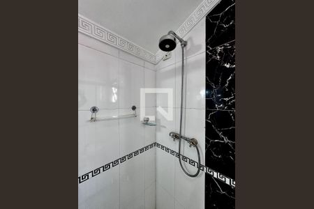 Casa à venda com 248m², 4 quartos e 2 vagas Casa à venda com 248m², 4 quartos e 2 vagasBanheiro Suíte