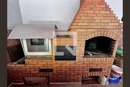Casa à venda com 248m², 4 quartos e 2 vagas Casa à venda com 248m², 4 quartos e 2 vagasChurrasqueira