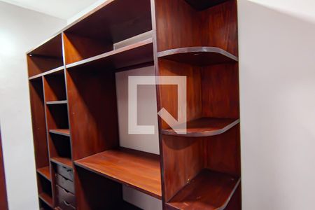 Casa à venda com 300m², 3 quartos e 4 vagas Casa à venda com 300m², 3 quartos e 4 vagasquarto 1 suite master