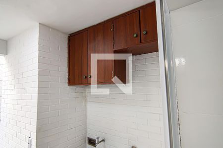 Casa à venda com 300m², 3 quartos e 4 vagas Casa à venda com 300m², 3 quartos e 4 vagasarea de serviço