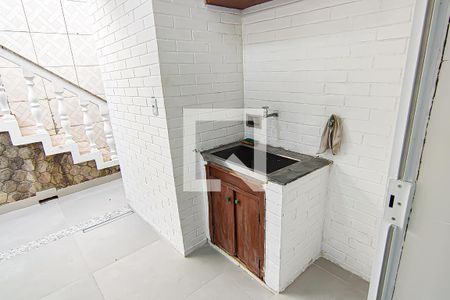 Casa à venda com 300m², 3 quartos e 4 vagas Casa à venda com 300m², 3 quartos e 4 vagasarea de serviço