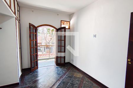 Casa à venda com 300m², 3 quartos e 4 vagas Casa à venda com 300m², 3 quartos e 4 vagasquarto 2 suite