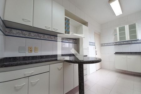 Apartamento à venda com 118m², 3 quartos e 1 vaga Apartamento à venda com 118m², 3 quartos e 1 vagaCozinha