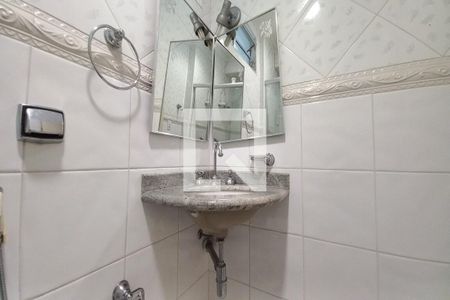 Apartamento à venda com 118m², 3 quartos e 1 vaga Apartamento à venda com 118m², 3 quartos e 1 vagaBanheiro