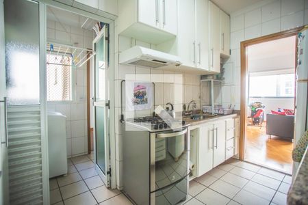 Apartamento para alugar com 96m², 4 quartos e 3 vagas Apartamento para alugar com 96m², 4 quartos e 3 vagasCozinha