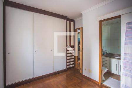 Apartamento para alugar com 96m², 4 quartos e 3 vagas Apartamento para alugar com 96m², 4 quartos e 3 vagasSuíte