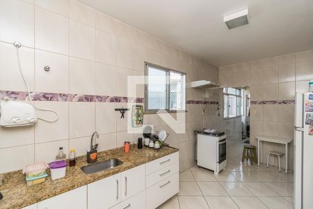 Apartamento à venda com 76m², 2 quartos e 1 vagaCozinha