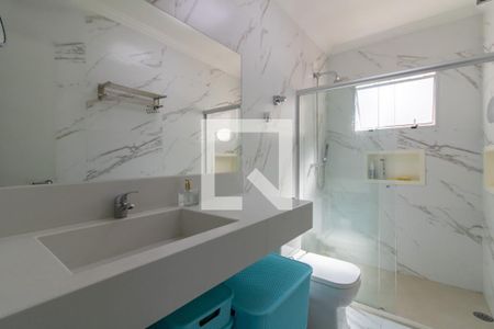 Casa à venda com 200m², 3 quartos e 2 vagas Casa à venda com 200m², 3 quartos e 2 vagasBanheiro da Suíte