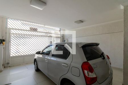 Casa à venda com 200m², 3 quartos e 2 vagas Casa à venda com 200m², 3 quartos e 2 vagasGaragem
