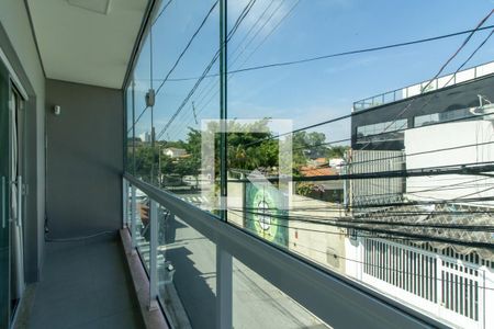 Casa à venda com 200m², 3 quartos e 2 vagas Casa à venda com 200m², 3 quartos e 2 vagasVaranda da Suíte
