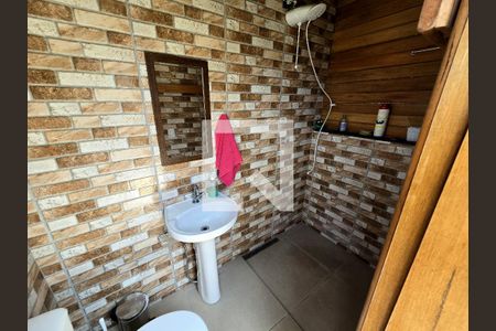 Casa à venda com 270m², 3 quartos e 6 vagas Casa à venda com 270m², 3 quartos e 6 vagasBanheiro