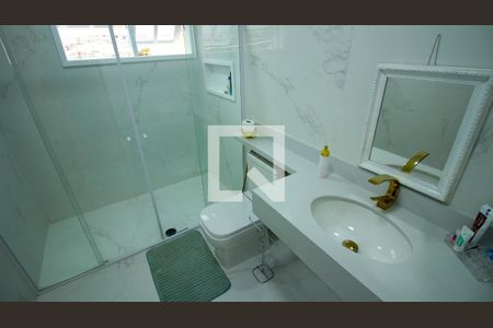 Casa à venda com 300m², 4 quartos e 6 vagas Casa à venda com 300m², 4 quartos e 6 vagasBanheiro