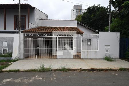 Casa à venda com 280m², 2 quartos e 2 vagasFachada