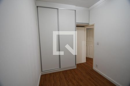 Casa à venda com 280m², 2 quartos e 2 vagasQuarto 2 - Armários