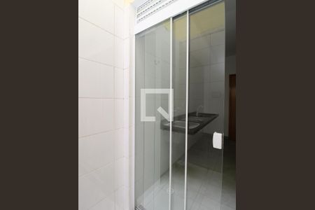 Apartamento à venda com 27m², 1 quarto e sem vagaÁrea de Serviço