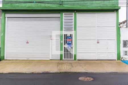 Casa para alugar com 50m², 2 quartos e sem vagaFachada