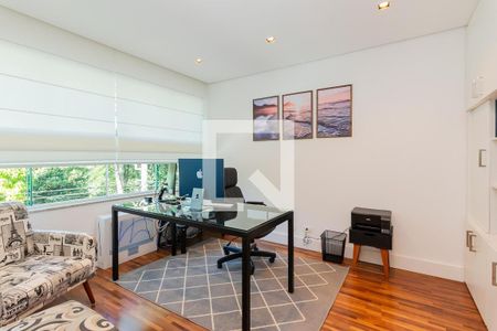 Casa à venda com 395m², 4 quartos e 11 vagas