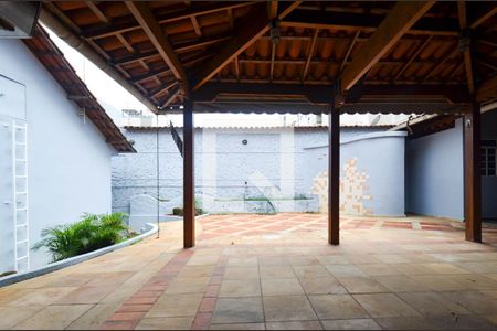 Casa à venda com 282m², 3 quartos e 4 vagas Casa à venda com 282m², 3 quartos e 4 vagasArea churrasqueira