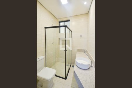 Casa à venda com 282m², 3 quartos e 4 vagas Casa à venda com 282m², 3 quartos e 4 vagasBanheiro suite2