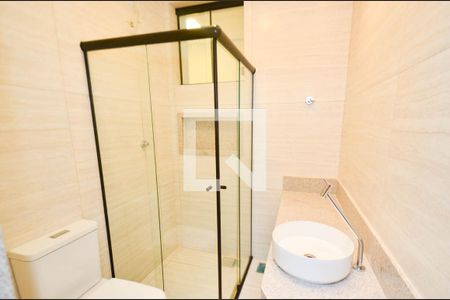 Casa à venda com 282m², 3 quartos e 4 vagas Casa à venda com 282m², 3 quartos e 4 vagasBanheiro suite2