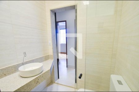 Casa à venda com 282m², 3 quartos e 4 vagas Casa à venda com 282m², 3 quartos e 4 vagasBanheiro suite2