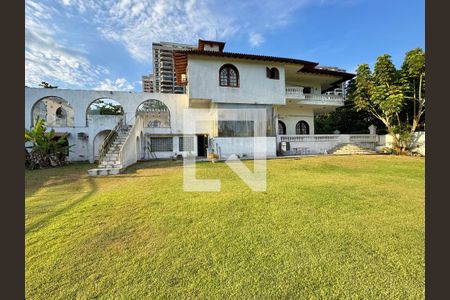 Casa de condomínio à venda com 2800m², 11 quartos e sem vagaÁrea externa