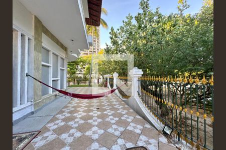 Casa de condomínio à venda com 2800m², 11 quartos e sem vagaÁrea externa