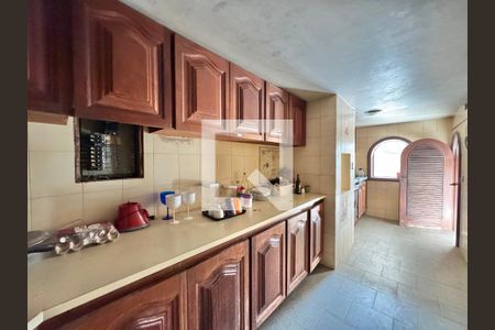 Casa de condomínio à venda com 2800m², 11 quartos e sem vagaCozinha 2