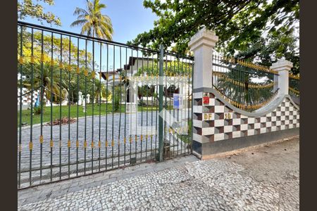 Casa de condomínio à venda com 2800m², 11 quartos e sem vagaPlaquinha Quinto Andar