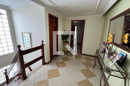 Casa à venda com 254m², 4 quartos e 4 vagas2° Andar