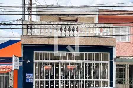 Casa à venda com 124m², 3 quartos e 1 vagaFachada + plaquinha