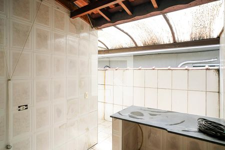 Casa à venda com 124m², 3 quartos e 1 vagaÁrea de serviço