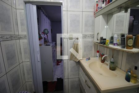 Casa à venda com 220m², 3 quartos e 3 vagasBanheiro da Suíte 1