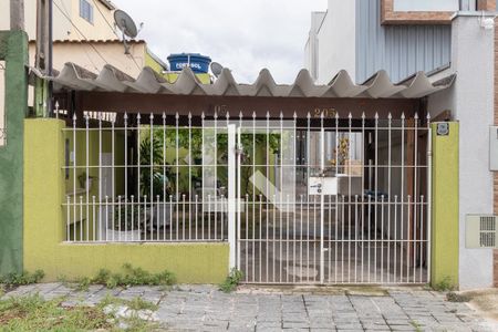 Casa à venda com 125m², 2 quartos e 2 vagasFachada