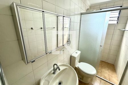 Apartamento à venda com 43m², 2 quartos e 1 vaga Apartamento à venda com 43m², 2 quartos e 1 vagaBanheiro