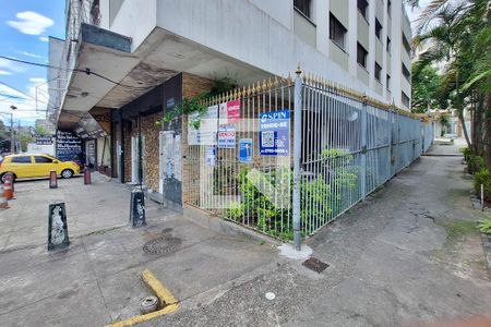 Apartamento à venda com 82m², 2 quartos e 1 vagaFachada